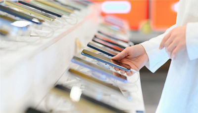 Buying an iPhone at Apple and activating it on Boost Mobile