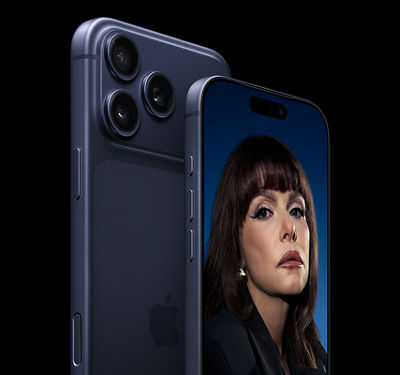 Vista frontal y posterior del iPhone 17 Pro azul.