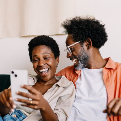 Planes de telefonía prepagados y pospagados de Boost Mobile